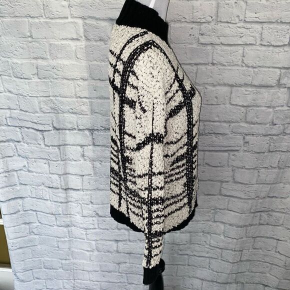 Solitaire women L scoopneck Longsleeve plaid pattern popcorn sweater B&W - Picture 5 of 9